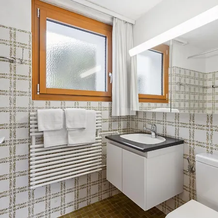 公寓 Apartment Guardaval Apt 301 By Interhome 达沃斯