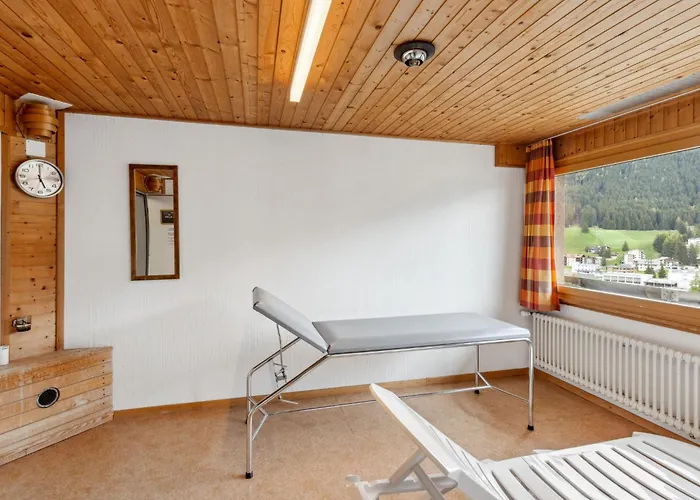 Guardaval 301 By Interhome