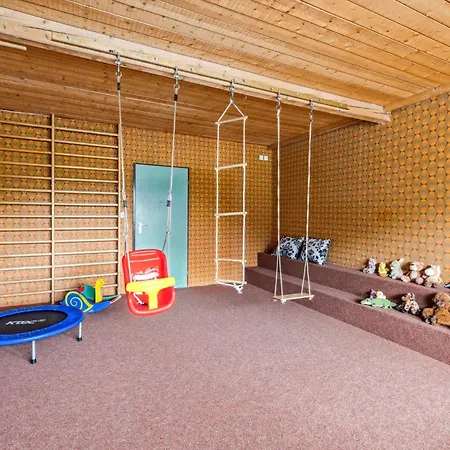 Guardaval 301 By Interhome *